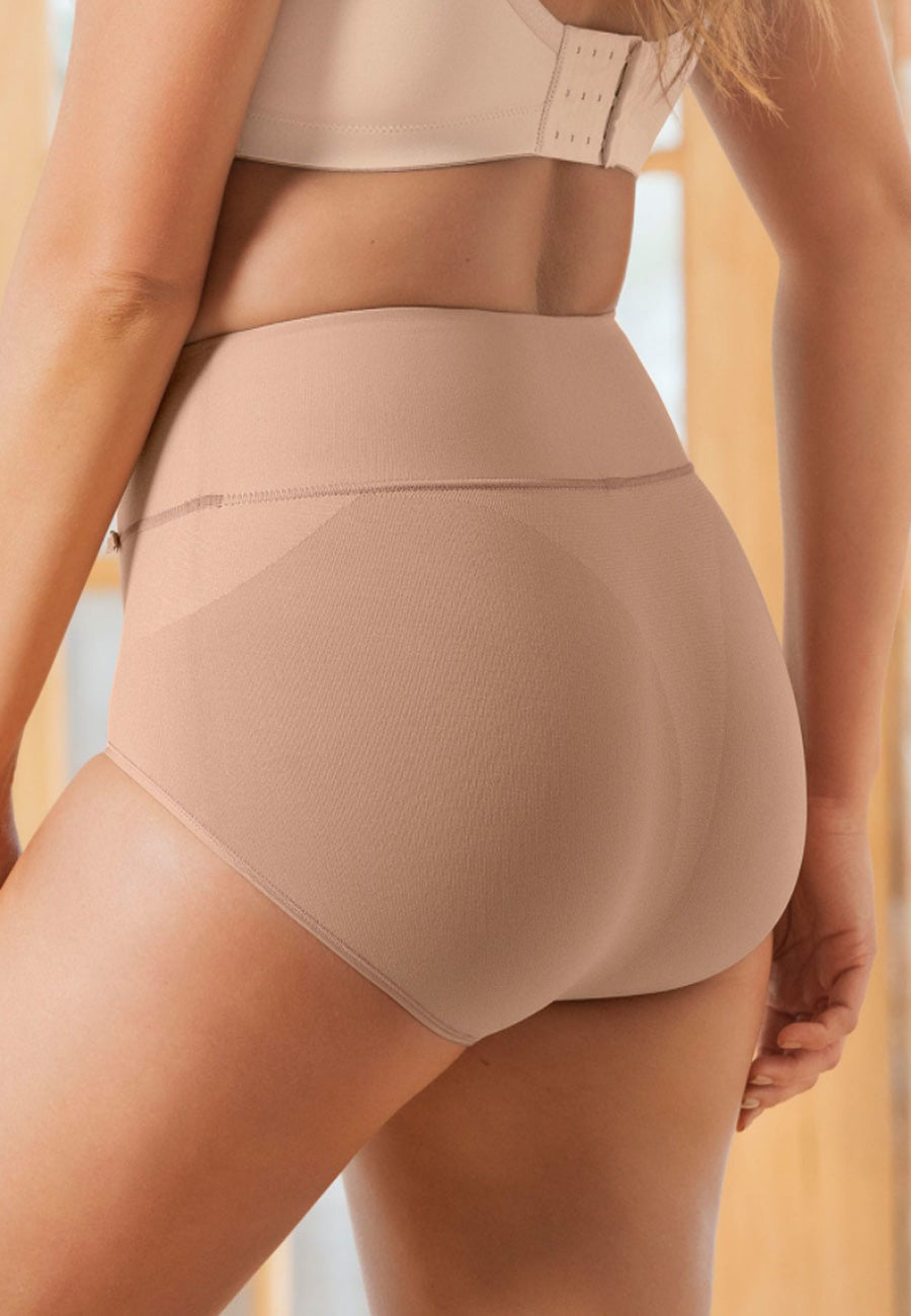 High-Waisted Classic Smoothing Brief